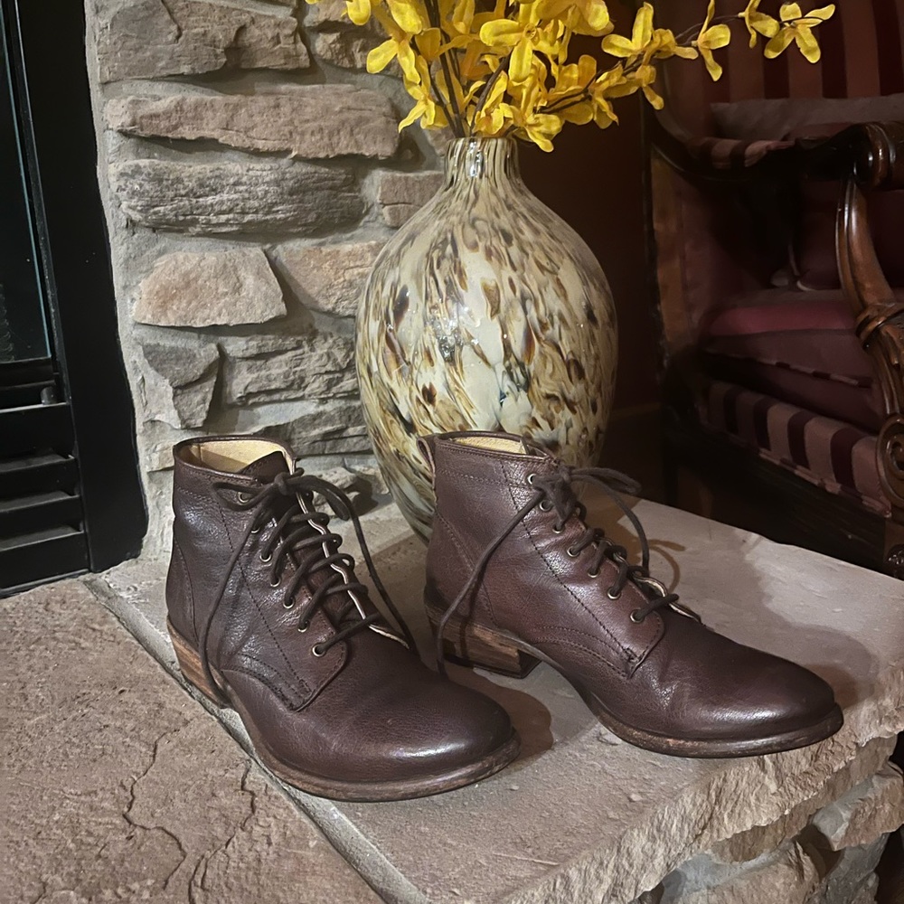 Frye Carson Lace Up Boots by The Frye Company